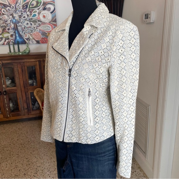 DOLAN Anthropologie Ivory Blue Eyelet Ross MOTO Cotton Jacket! Excellent. Medium - Picture 8 of 15